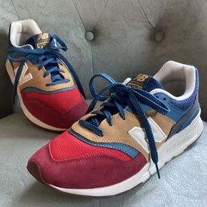 New Balance Sneakers